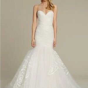 Strapless Sweetheart Wedding Gown